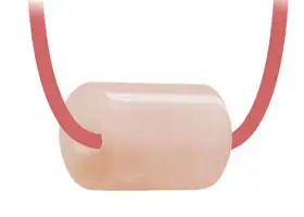 Pendente ovale in quarzo rosa con facce laterali ad angolo