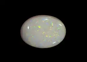 Noble opal, oval, 14.2 x 12 mm, 4.10 carats